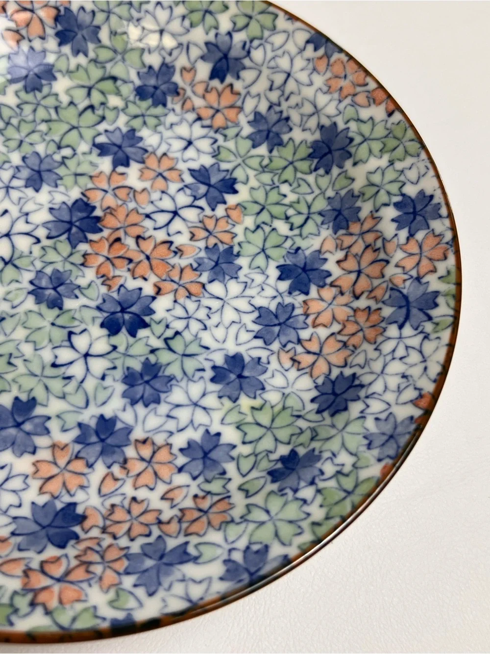 Vintage Pier 1 Imports Lotus Floral Plate 7 1/2